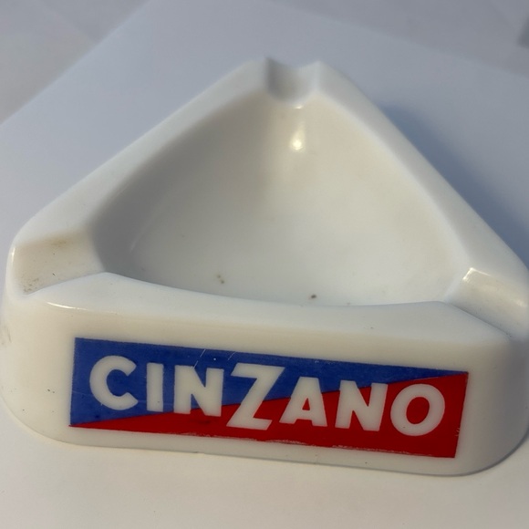 🏷️ Vintage Cinzano Ceramic Ashtray - Picture 2 of 4